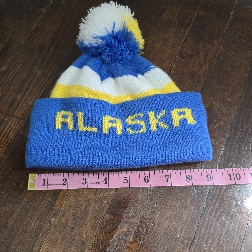 Vintage 70s Alaska Blue Yellow Knit Pom Pom Ski Winter Hat